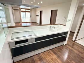 福岡県糟屋郡粕屋町内橋東1丁目