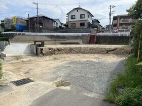 福岡県福岡市早良区野芥６丁目