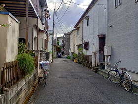 千葉県市川市宮久保３丁目