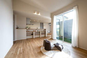 福岡県小郡市福童