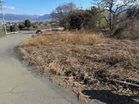 山梨県笛吹市春日居町鎮目