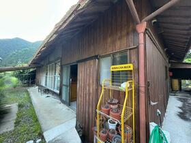 三重県津市美杉町八知
