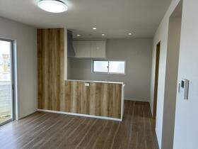 沖縄県宜野湾市長田1丁目