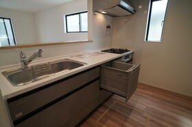 福岡県福岡市南区花畑１丁目