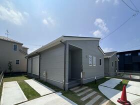 千葉県富里市七栄