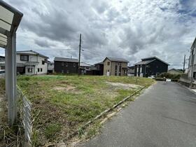 三重県名張市美旗町中１番