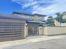 石川県金沢市西念３丁目