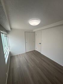 埼玉県さいたま市浦和区岸町３丁目