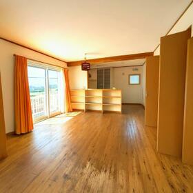 埼玉県久喜市伊坂南３丁目