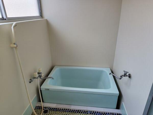 detached 埼玉県桶川市大字下日出谷

地図を見る