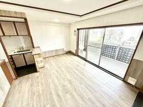 大阪府堺市堺区中之町西３丁