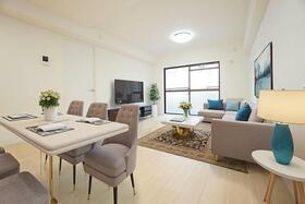 本郷社が丘アイリス?