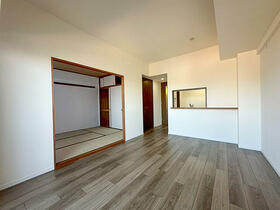 ドラゴンマンション杉田壱番館