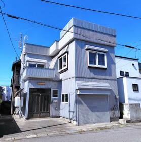 青森県青森市旭町３丁目