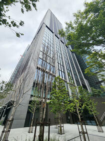 東京都港区浜松町２丁目