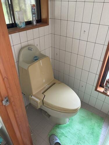 detached 徳島県徳島市上八万町西山