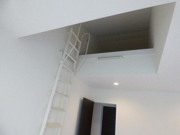 detached 東京都目黒区碑文谷１丁目

地図を見る