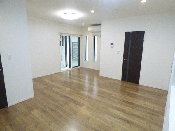 detached 東京都目黒区碑文谷１丁目

地図を見る