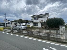 山梨県中巨摩郡昭和町築地新居