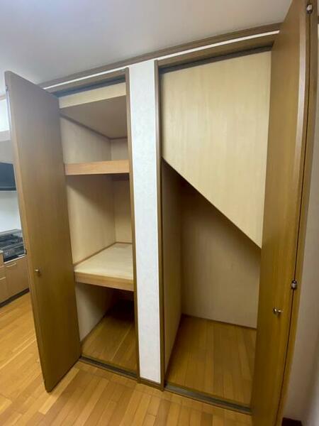 detached 東京都台東区元浅草２丁目

地図を見る