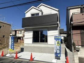 大阪府高槻市登美の里町