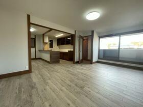 愛媛県松山市南斎院町