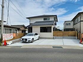 山梨県中央市成島
