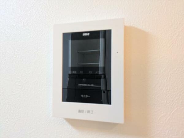 detached 東京都渋谷区本町５丁目

地図を見る