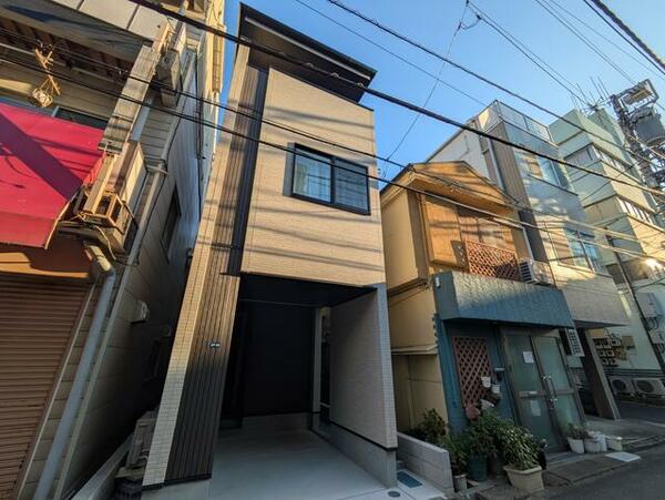detached 東京都渋谷区本町５丁目

地図を見る