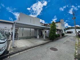 秋田県秋田市山王５丁目