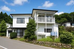 山形県東村山郡中山町大字柳沢