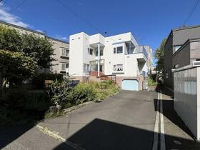 北海道札幌市東区北七条東１３丁目