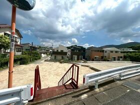 福岡県福岡市早良区野芥６丁目