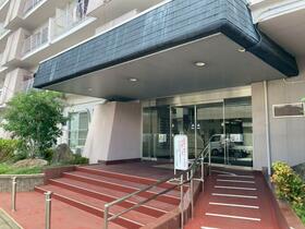 京都府京都市右京区西京極畔勝町