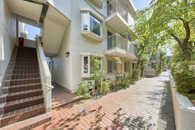 愛知県名古屋市天白区表山３丁目