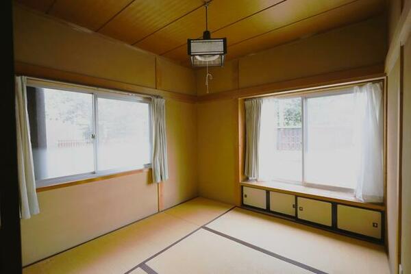 detached 山形県村山市楯岡楯

地図を見る