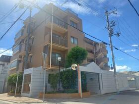 兵庫県宝塚市伊孑志３丁目