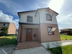 石川県能美市泉台町中