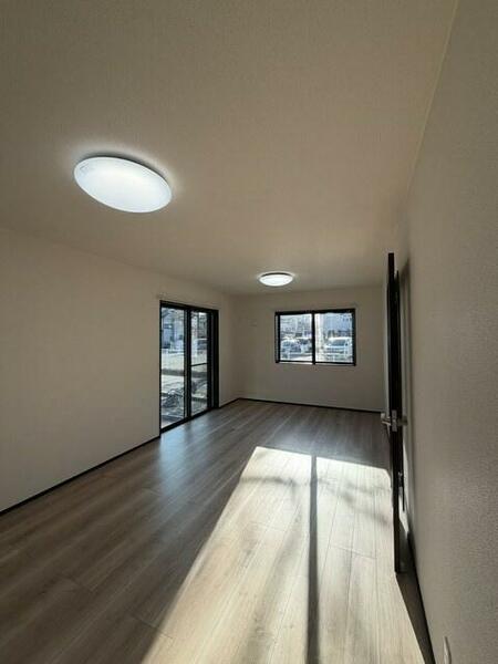 detached 埼玉県桶川市大字坂田

地図を見る