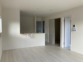 長野県長野市三本柳東３丁目