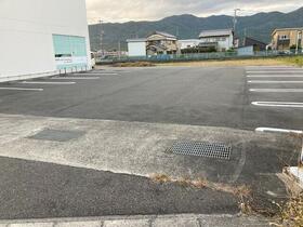 徳島県吉野川市鴨島町中島