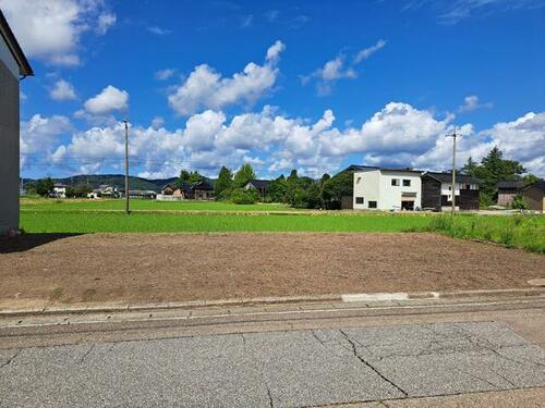 土地, 富山県 小矢部市