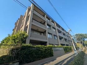 東京都練馬区下石神井４丁目