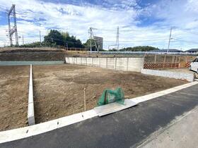 神奈川県座間市入谷東１丁目