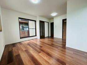 京都府京都市西京区桂南滝川町