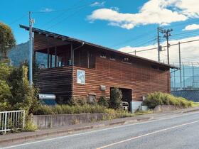 山梨県甲州市塩山上粟生野