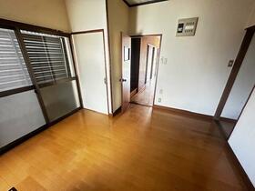 高知県高知市一宮中町３丁目