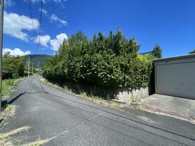 奈良県御所市大字東名柄