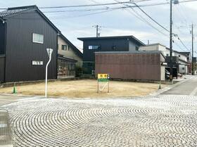 富山県高岡市中曽根