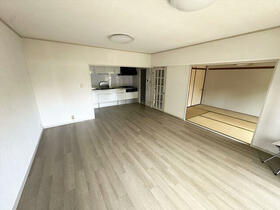 神奈川県横浜市金沢区並木２丁目